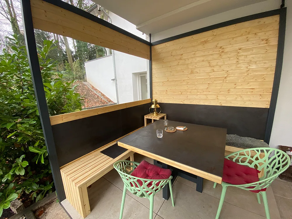Outdoor Lounge